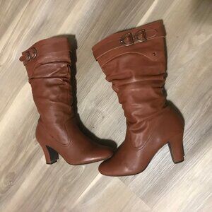Greenwich Village Ladies Brown/Tan Leather Boots Size 9B